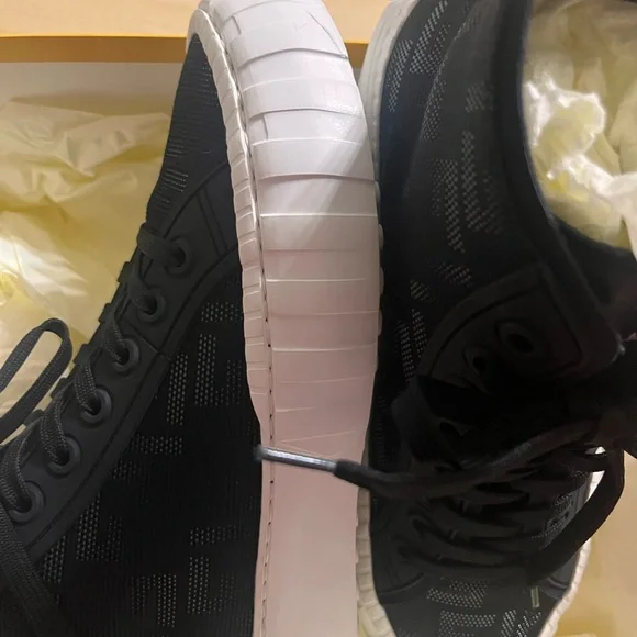 Fendi Black High-Top Sneakers - Picture 3 of 11